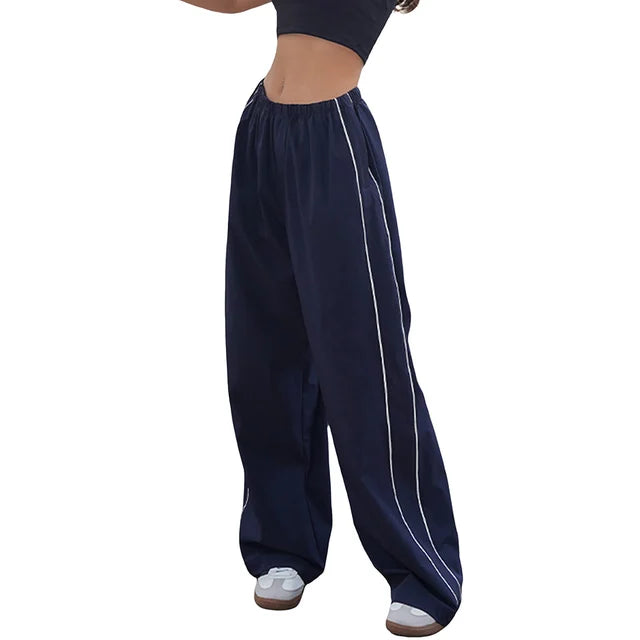 Parachute Fit Low-Waist Cargo Pants
